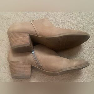 Franco Sarto Tan Ankle Boots 10